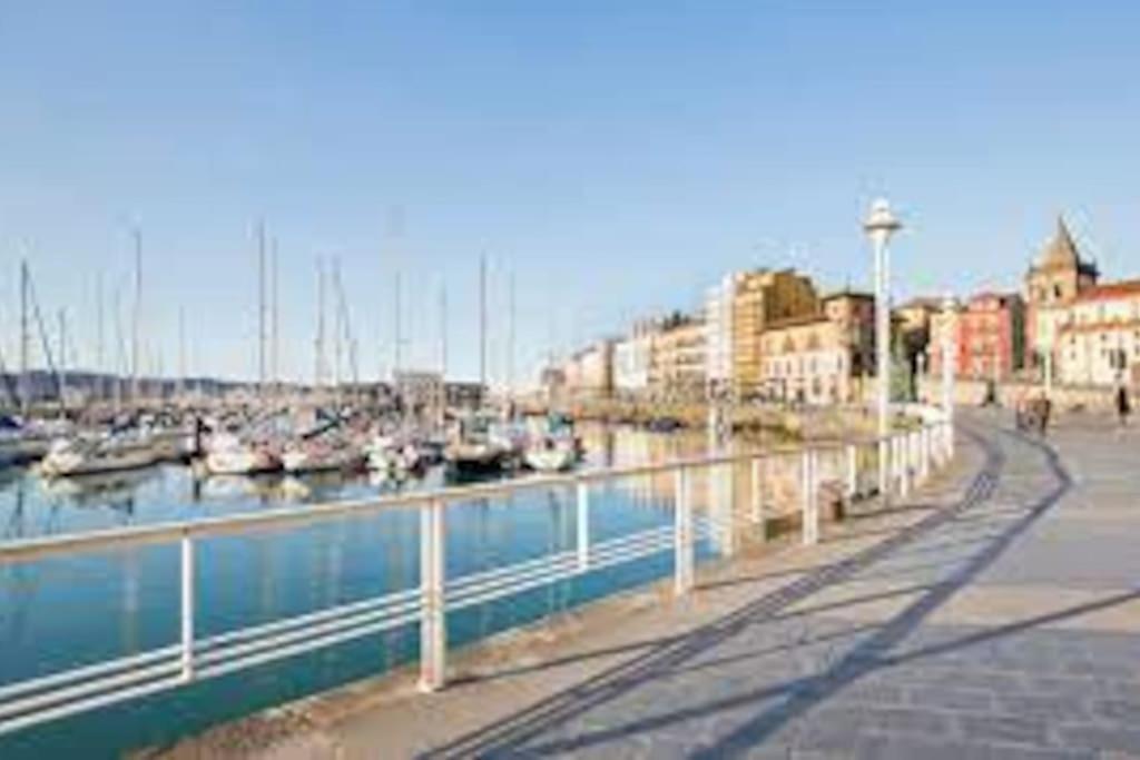 Espacioso 140 M2 Y Calidad A 250 Metros Playa Y Puerto Deportivo 5Hab 2 Banos Vut2917As Gijon Luaran gambar